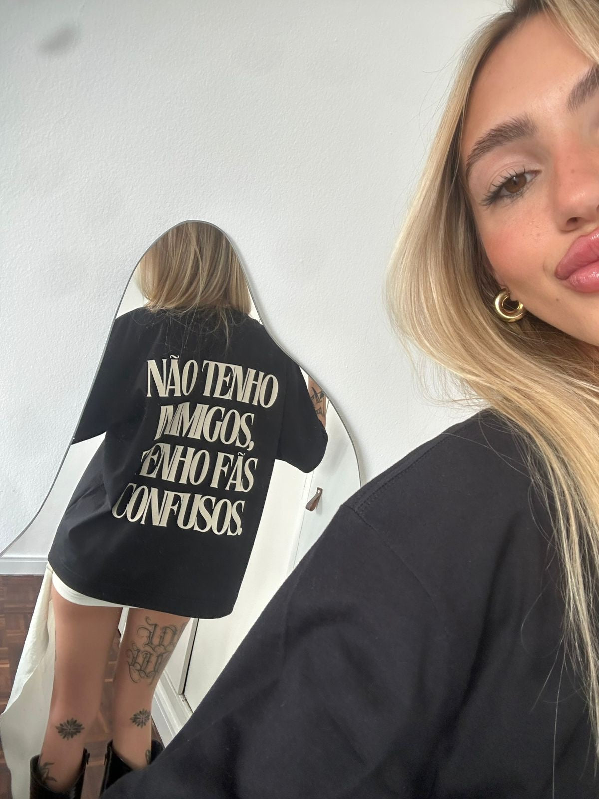CAMISETA OVERSIZED 'FÃS CONFUSOS'
