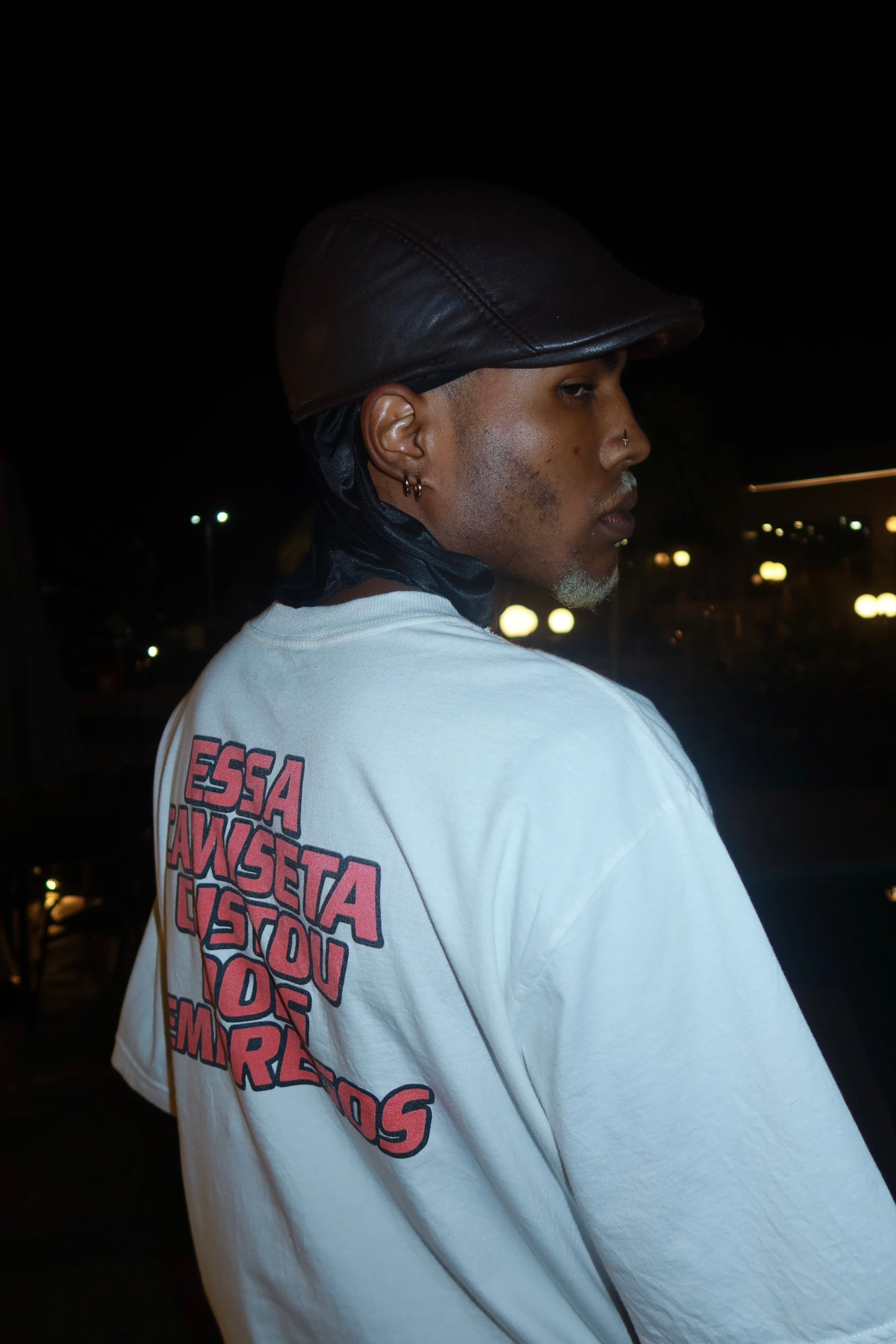 CAMISETA OVERSIZED 'TODO MUNDO AMA O CHRIS'