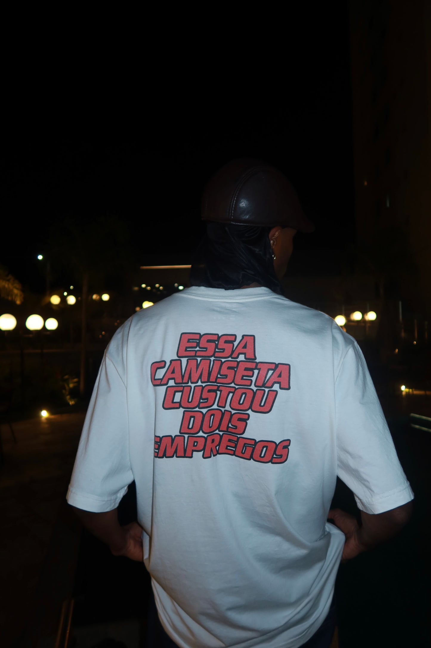 CAMISETA OVERSIZED 'TODO MUNDO AMA O CHRIS'