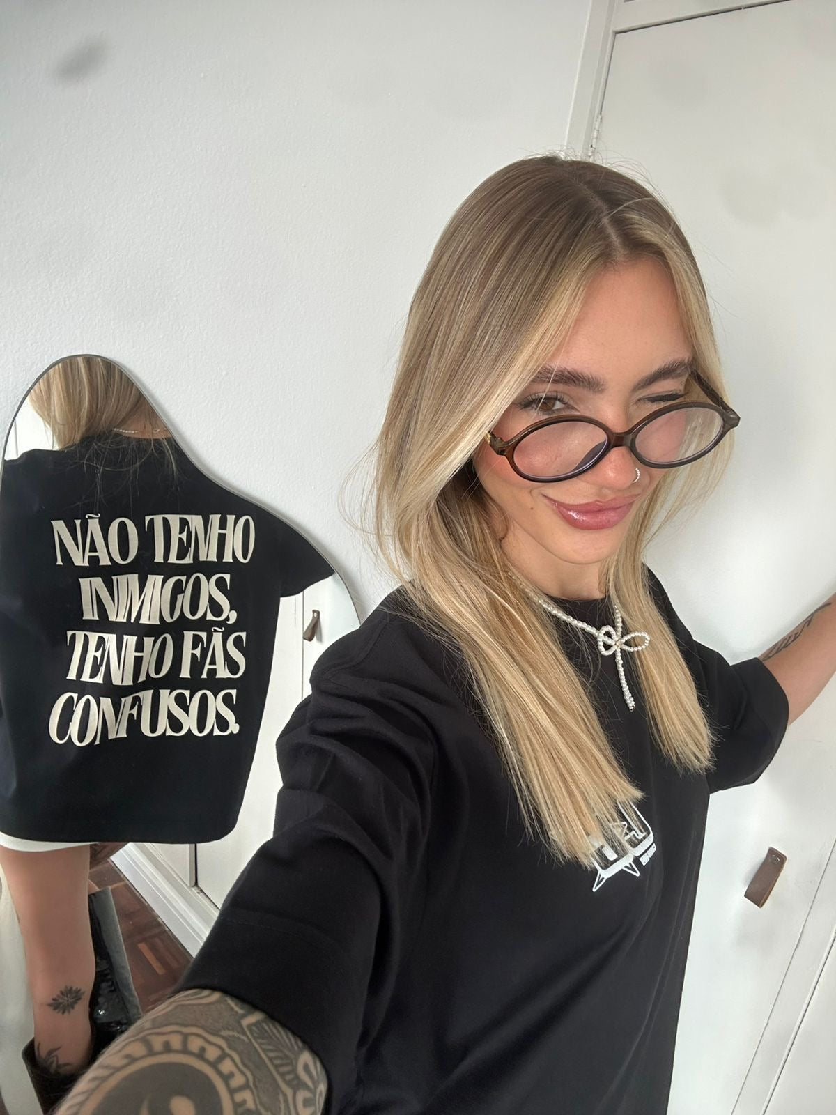CAMISETA OVERSIZED 'FÃS CONFUSOS'