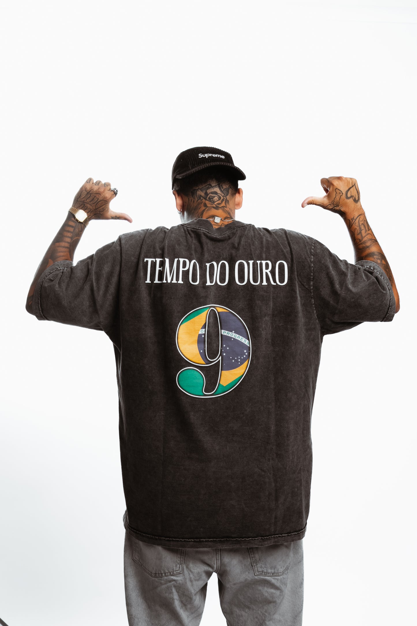 CAMISETA OVERSIZED TEMPO DO OURO