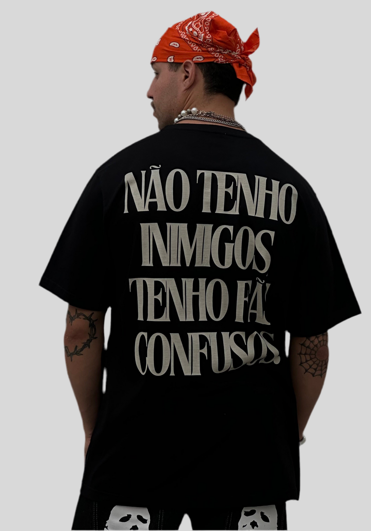 CAMISETA OVERSIZED FÃS CONFUSOS