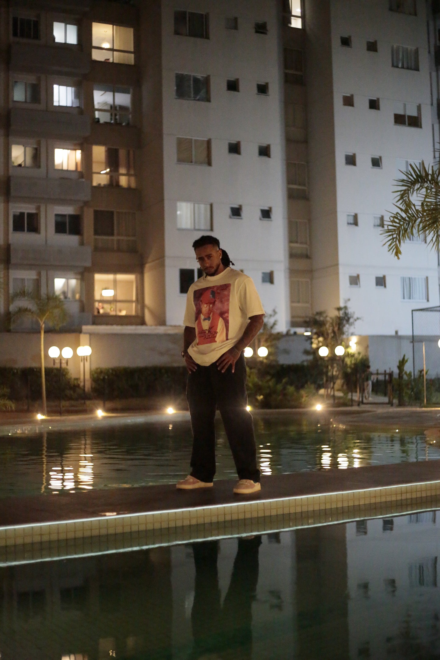 CAMISETA OVERSIZED 'TODO MUNDO AMA O CHRIS'