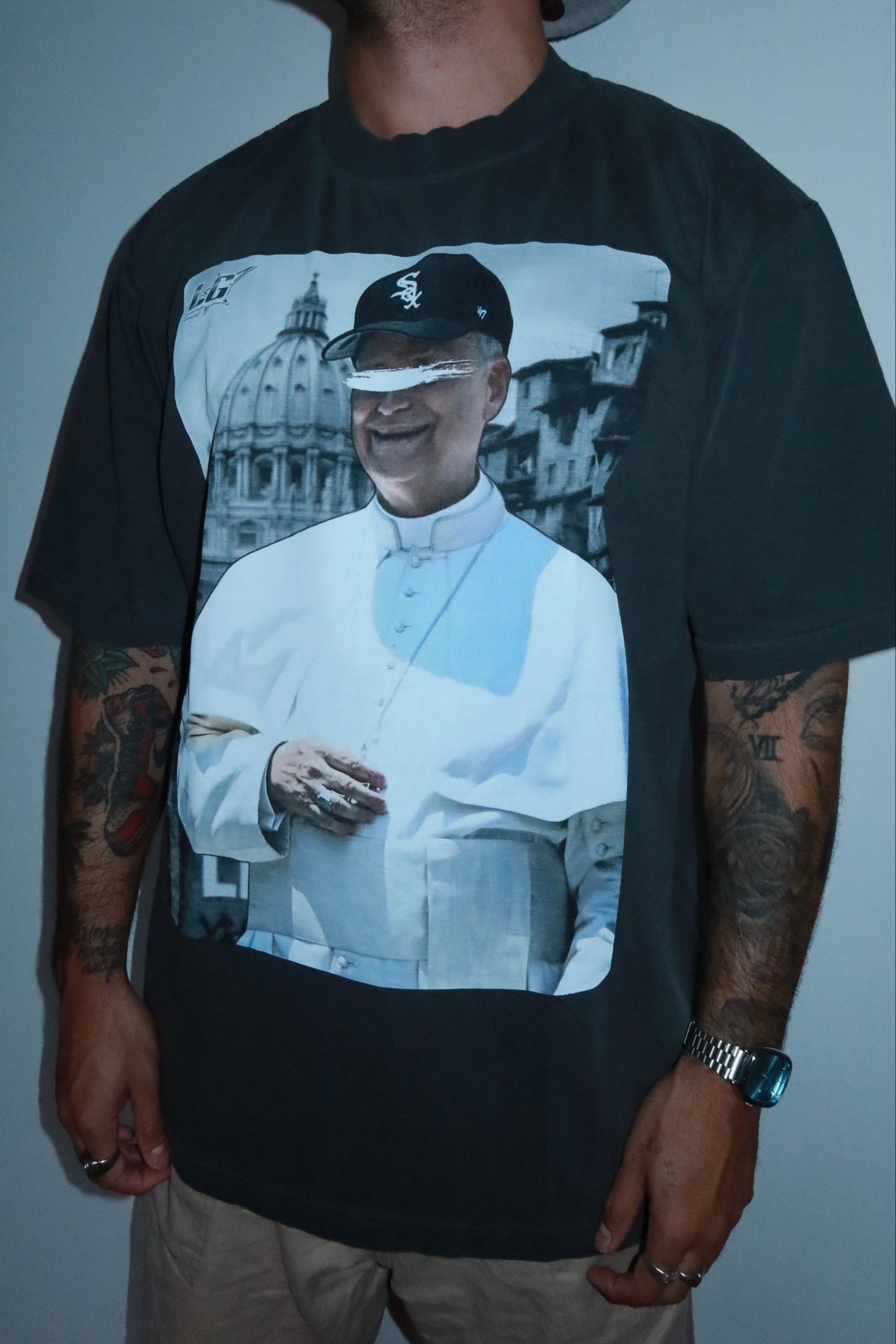 TEE OVERSIZED 'PAPA' - FRENTE E COSTAS