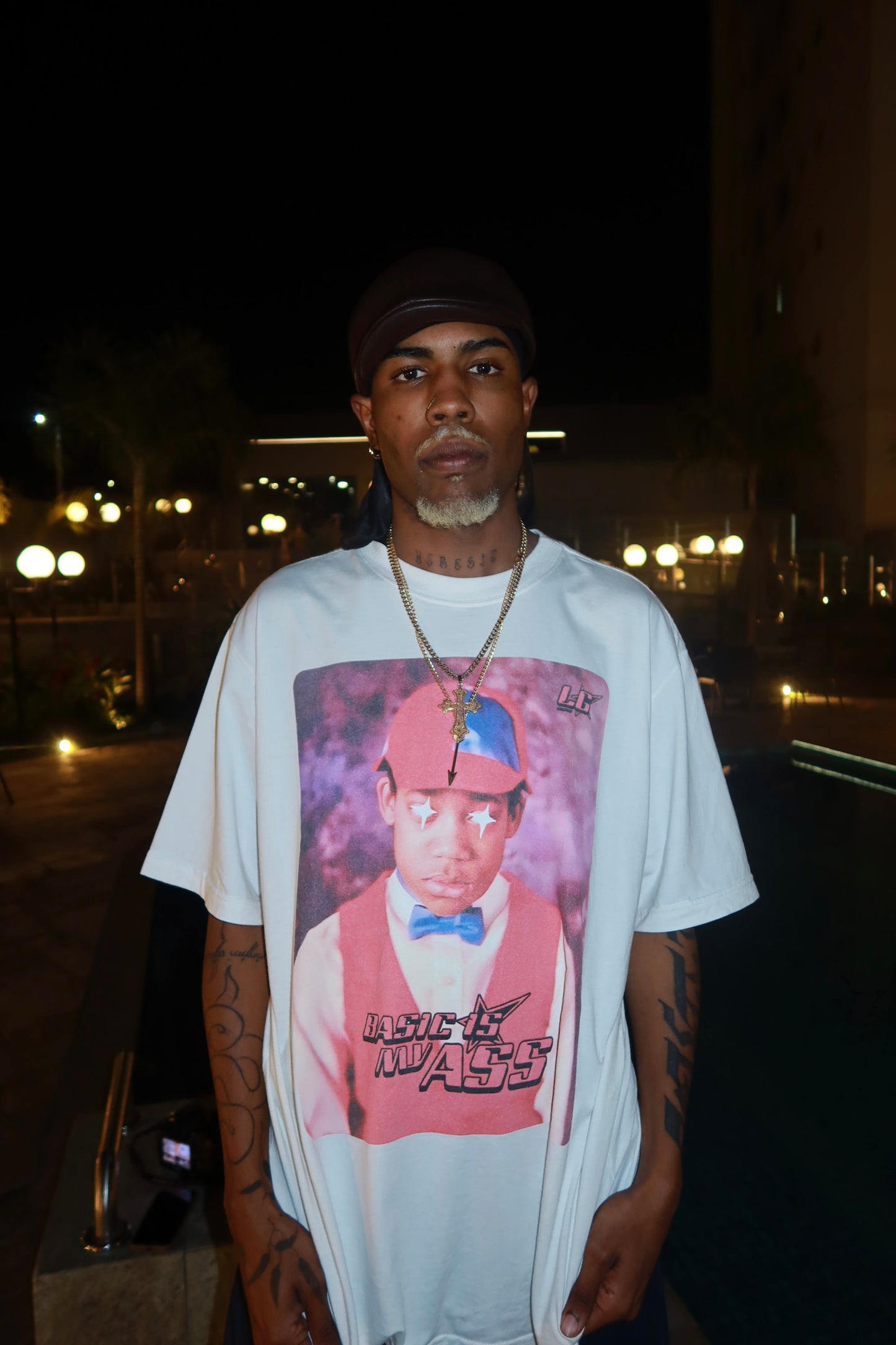 CAMISETA OVERSIZED 'TODO MUNDO AMA O CHRIS'