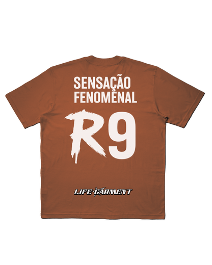 TEE OVERSIZED 'R9' - FRENTE E COSTAS