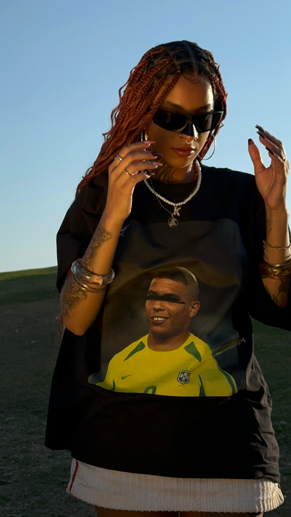 TEE OVERSIZED 'R9' - FRENTE E COSTAS