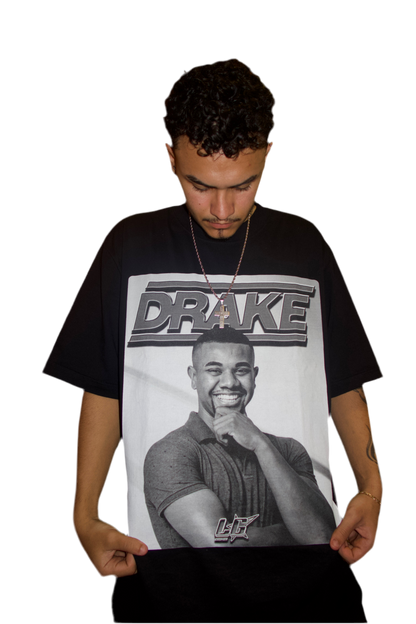 CAMISETA OVERSIZED 'DRAKE BRITO'