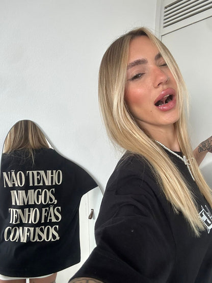 CAMISETA OVERSIZED 'FÃS CONFUSOS'