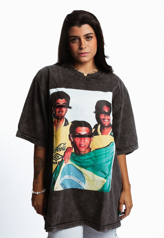 TEE OVERSIZED 'TEMPO DO OURO' - FRENTE E COSTAS