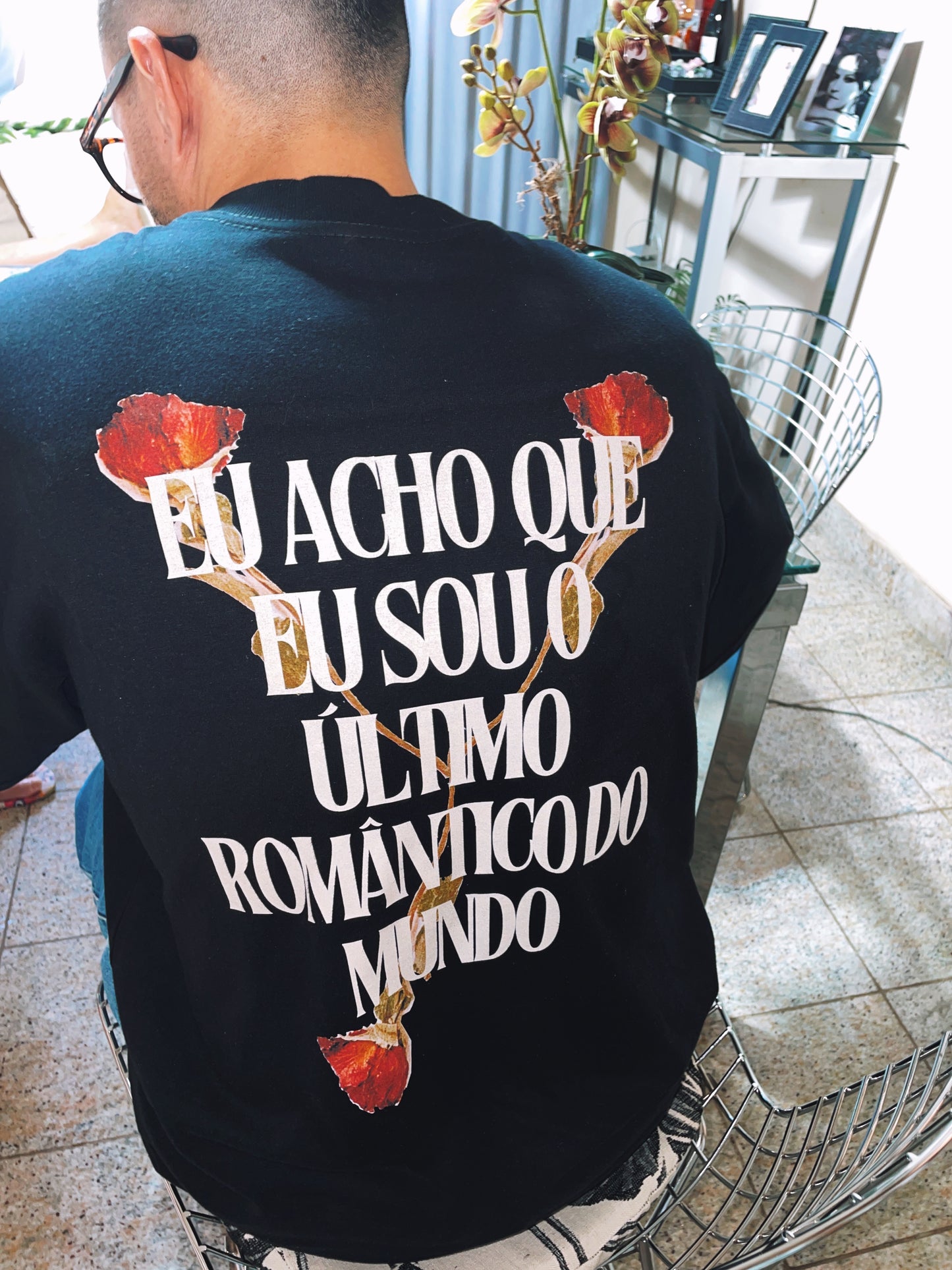 Camiseta “Rosas Vermelhas”